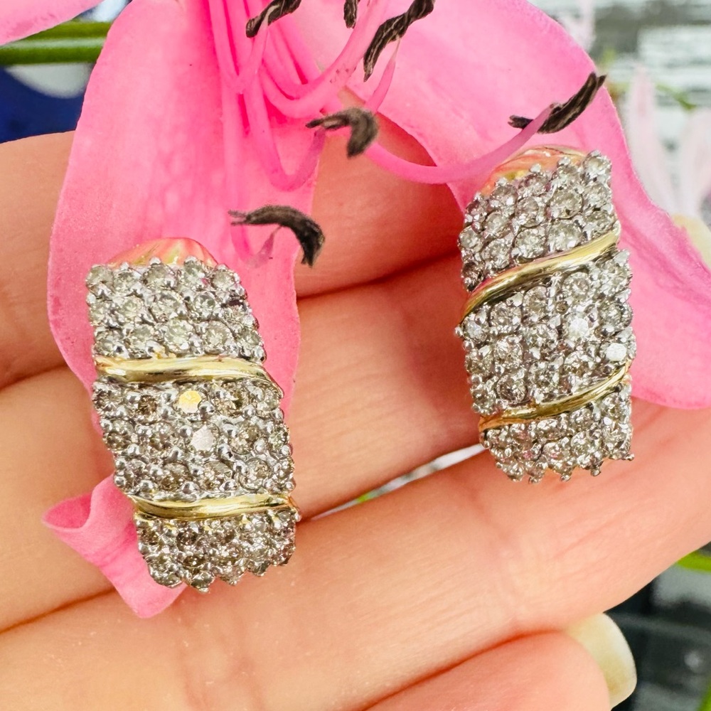Vintage 14K Yellow Gold Diamond Earrings